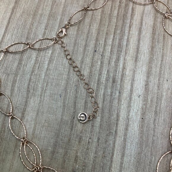 Est. 1946 Wooden Red Hearts Gold Tone Water Fall Necklace - Picture 5 of 7